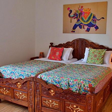 Jasmin Villa Хампи Экстерьер фото