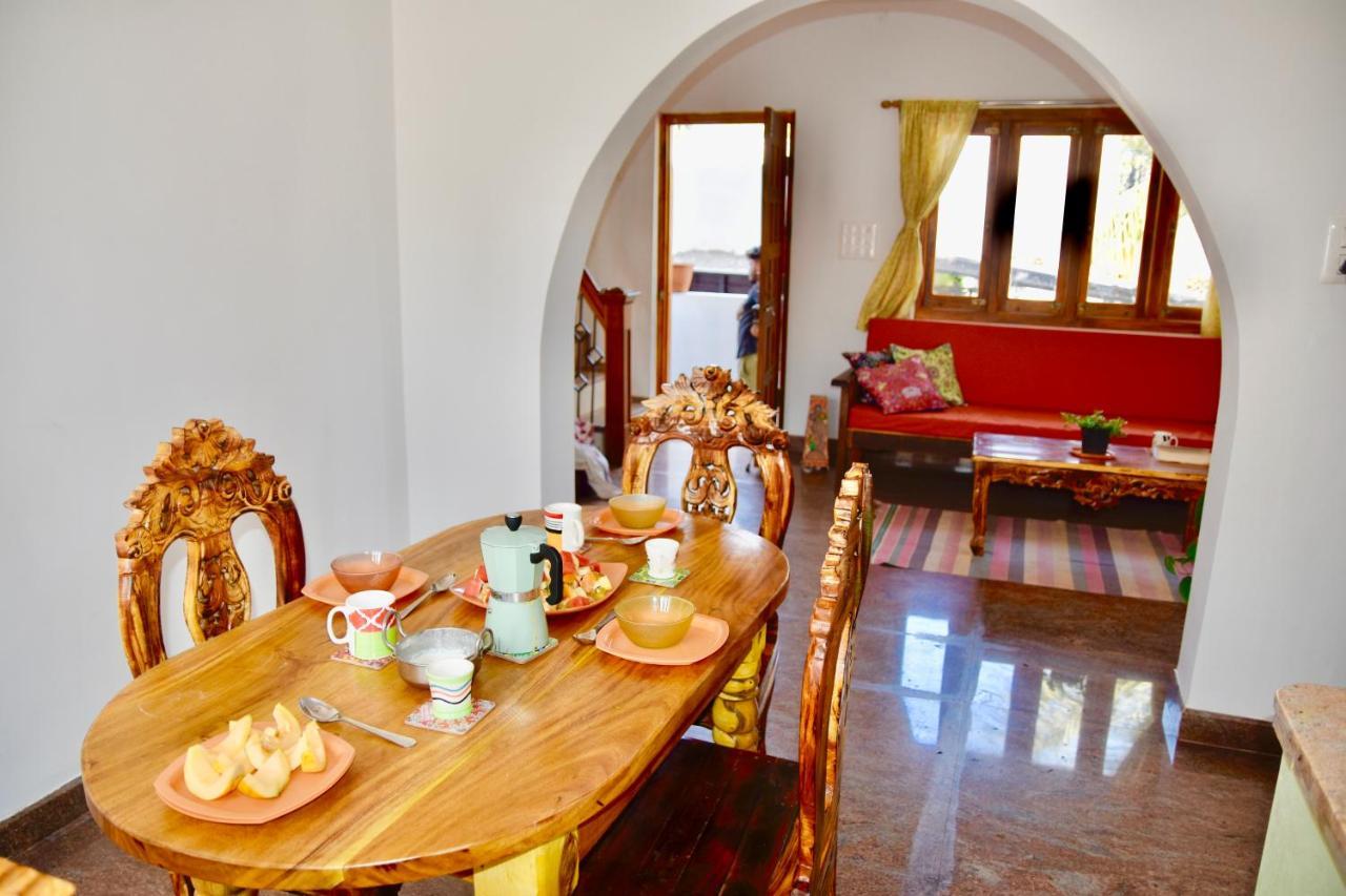 Jasmin Villa Хампи Экстерьер фото