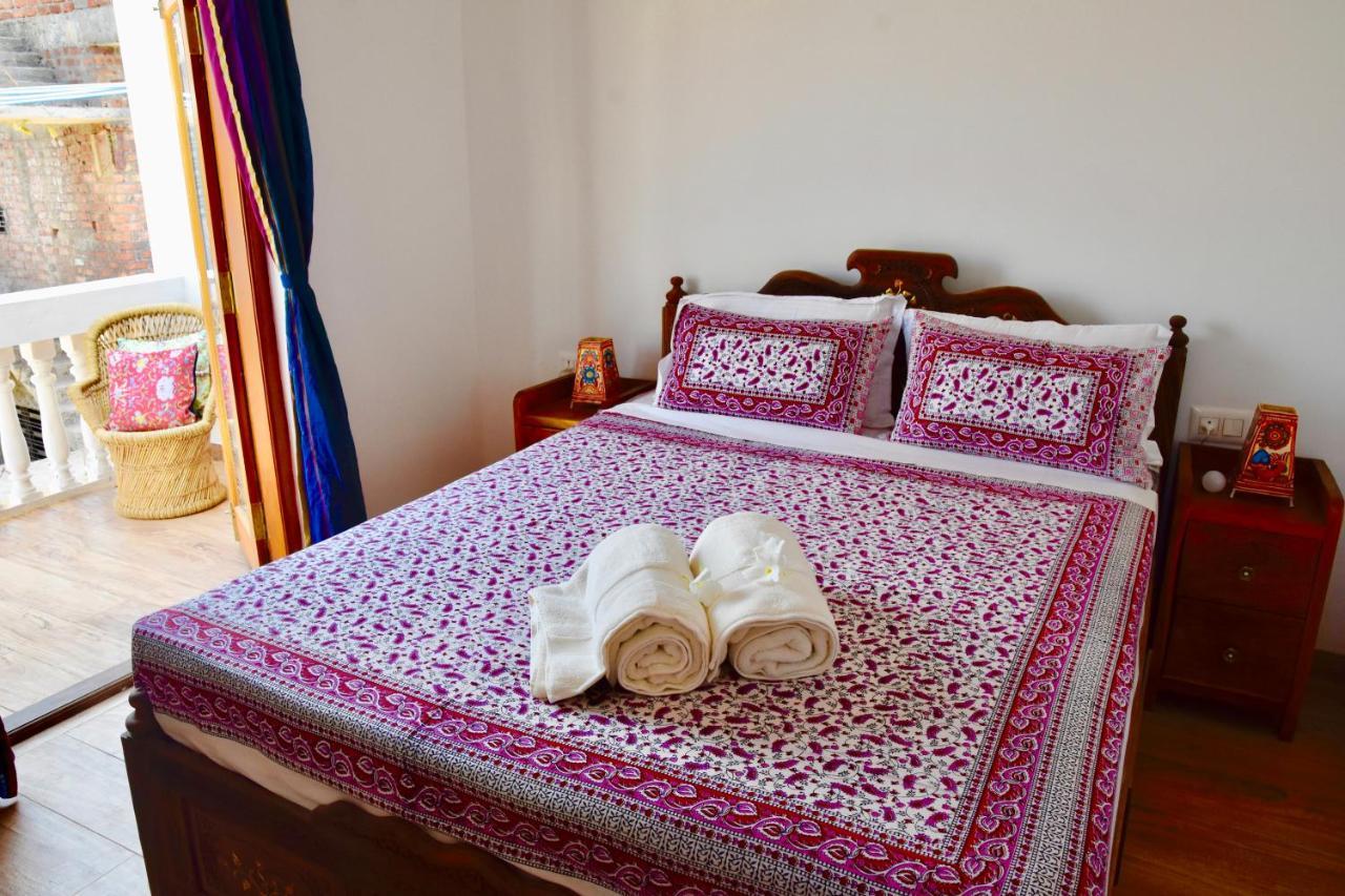 Jasmin Villa Хампи Экстерьер фото